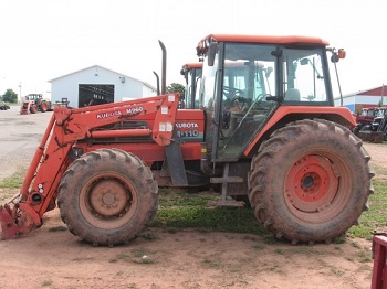 tłoki i pierścienie silnika Kubota M110